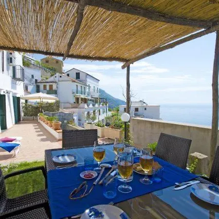 Sleeps 4 T721459 Praiano